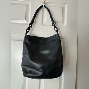 Matt & Nat Black Vegan Leather Shoulder Hand bag